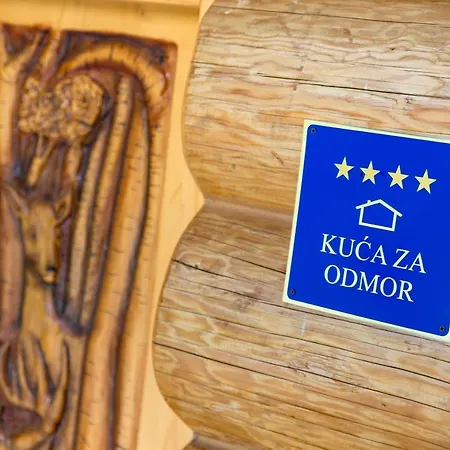 Kraljica Sume - Divjake Log Σαλέ *