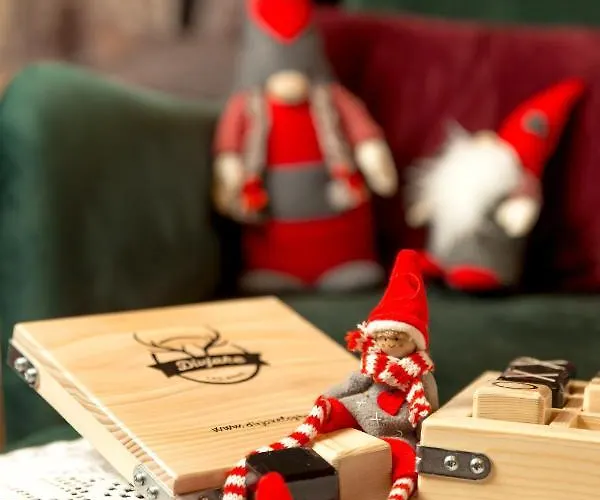 Alpstuga Kraljica Sume - Divjake Log